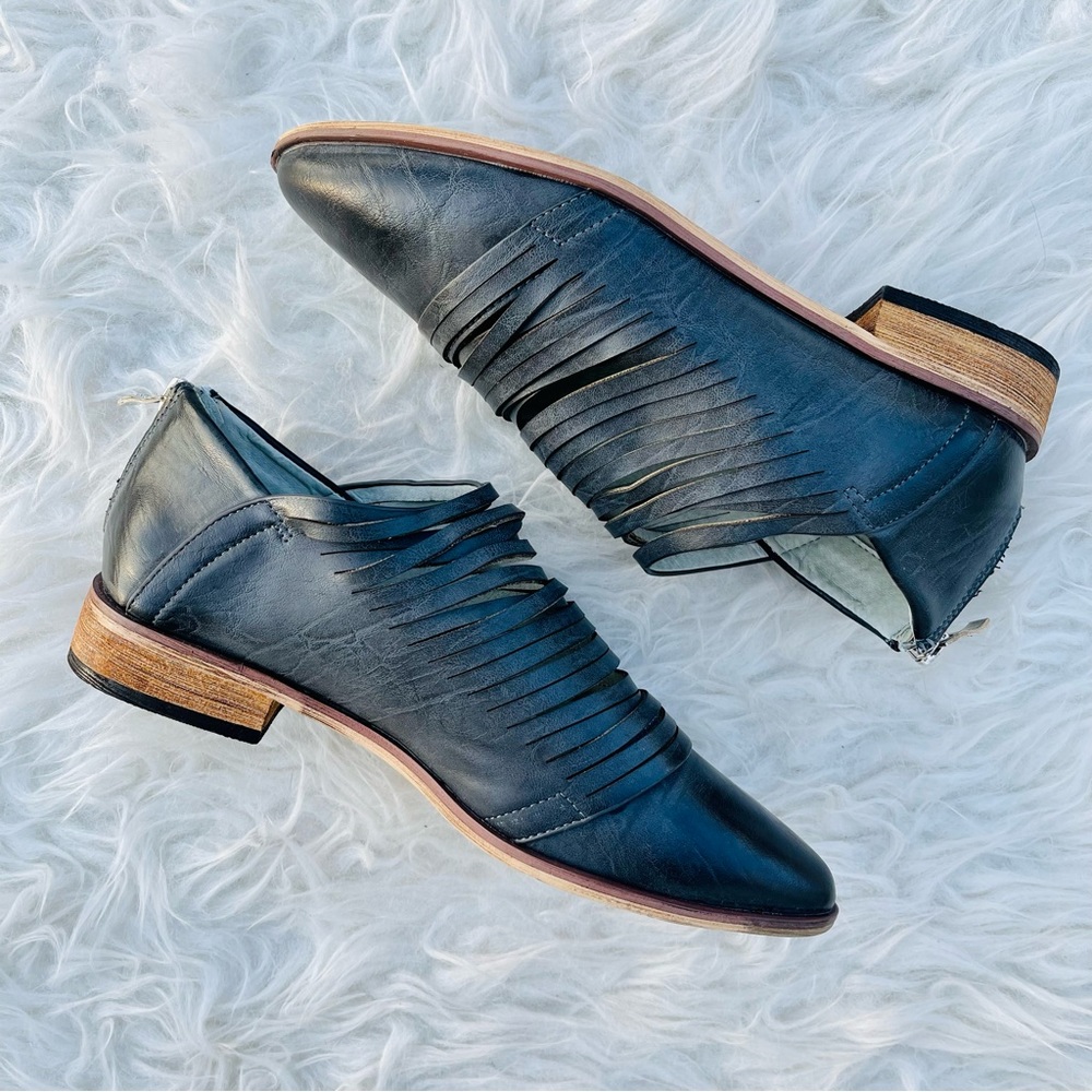 Arider Girl Charcoal Faux Leather Almond Toe Low Heel Shoe
